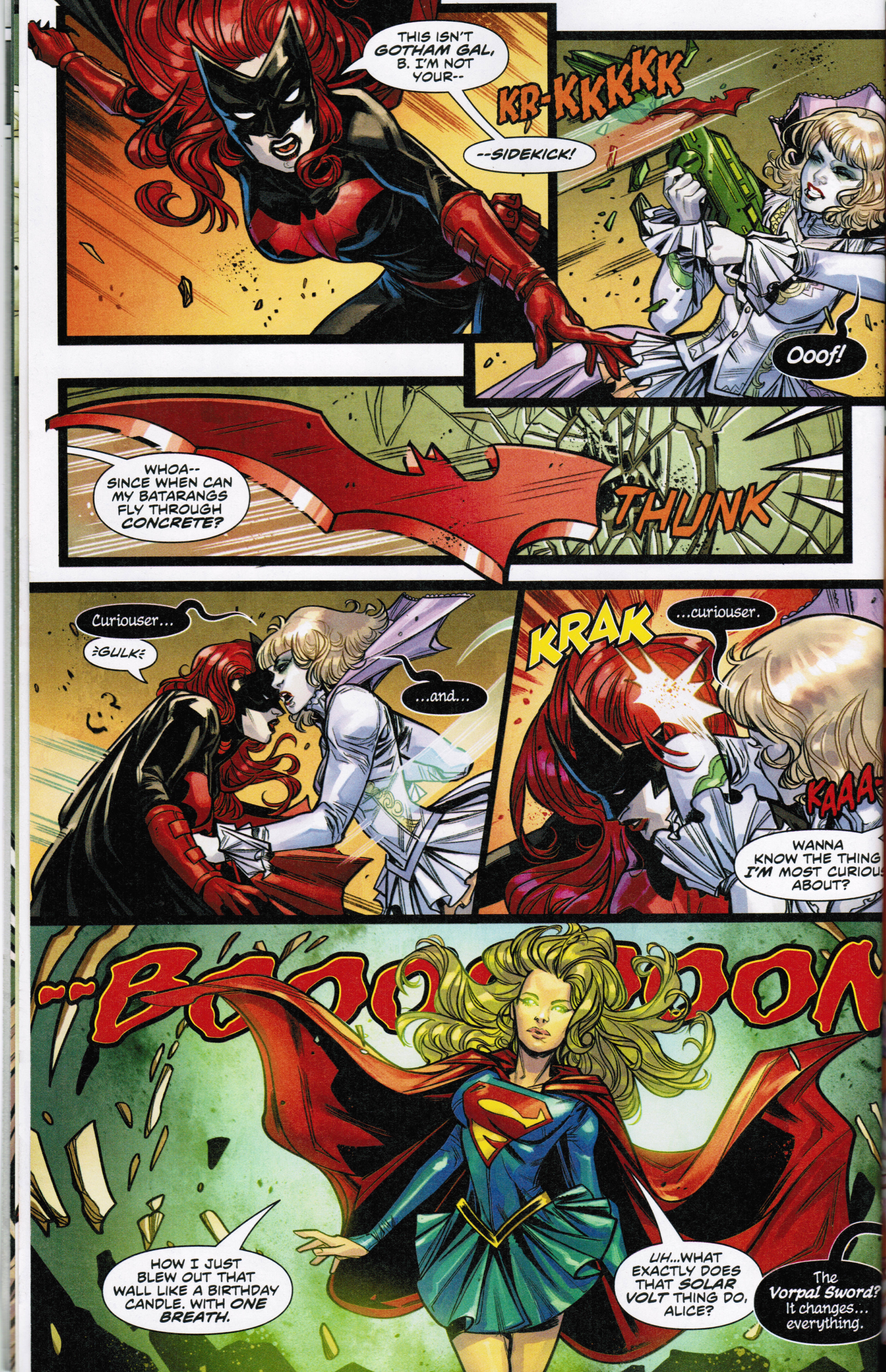 Batwoman/Supergirl: World's Finest Giant (2019): Chapter 1 - Page 11