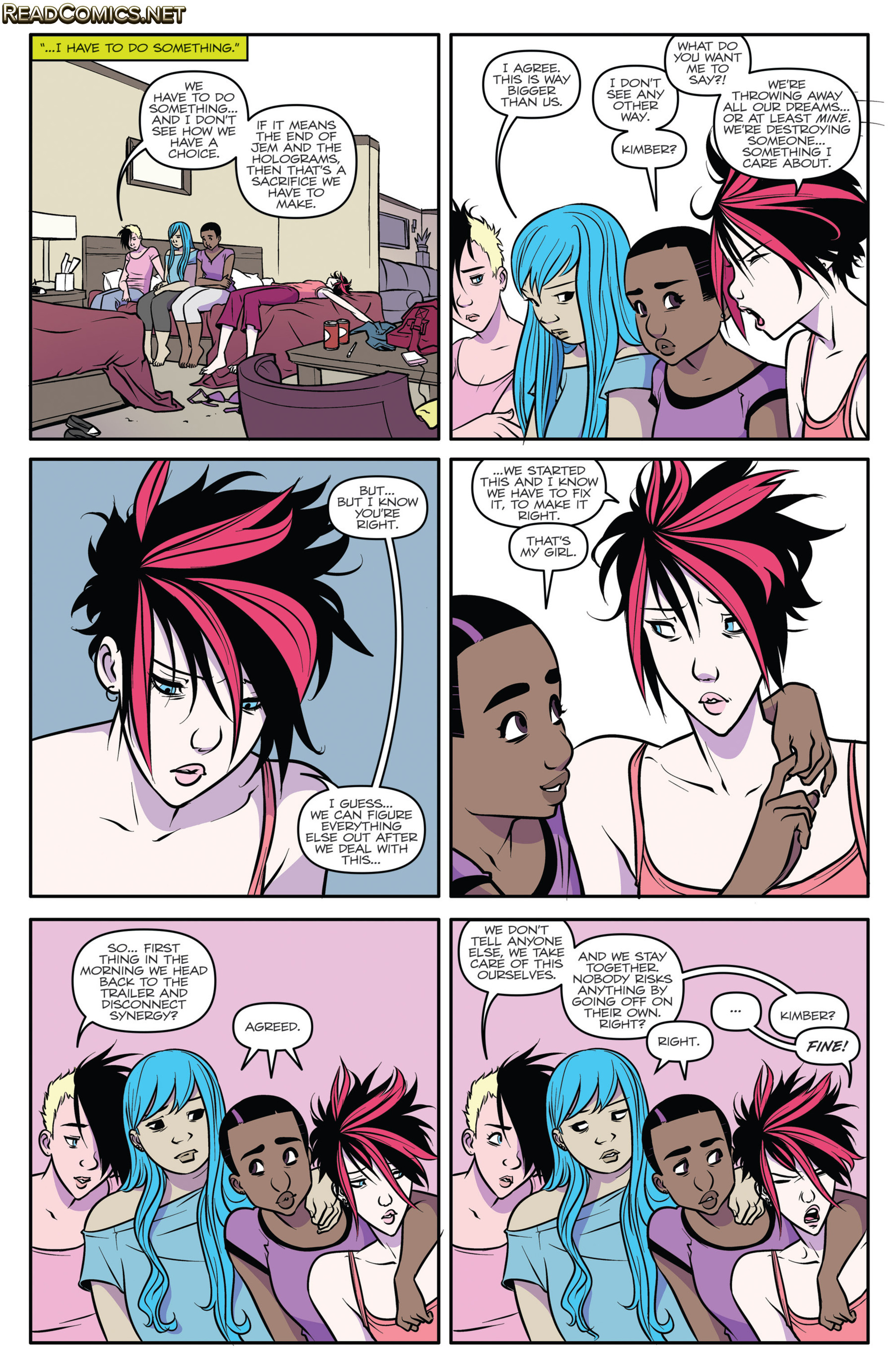 Jem and the Holograms (2015-): Chapter 14 - Page 12