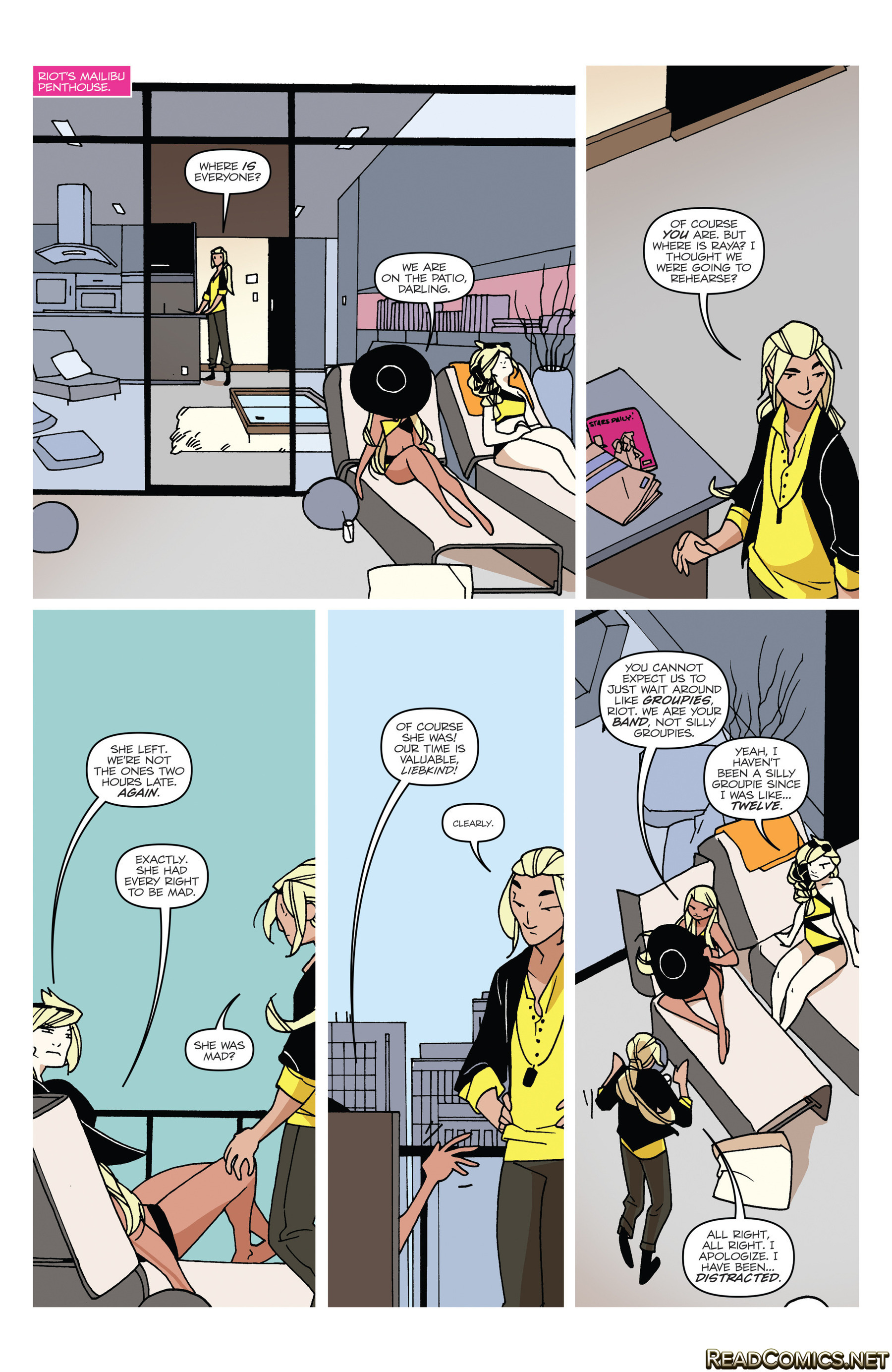 Jem and the Holograms (2015-): Chapter 21 - Page 17