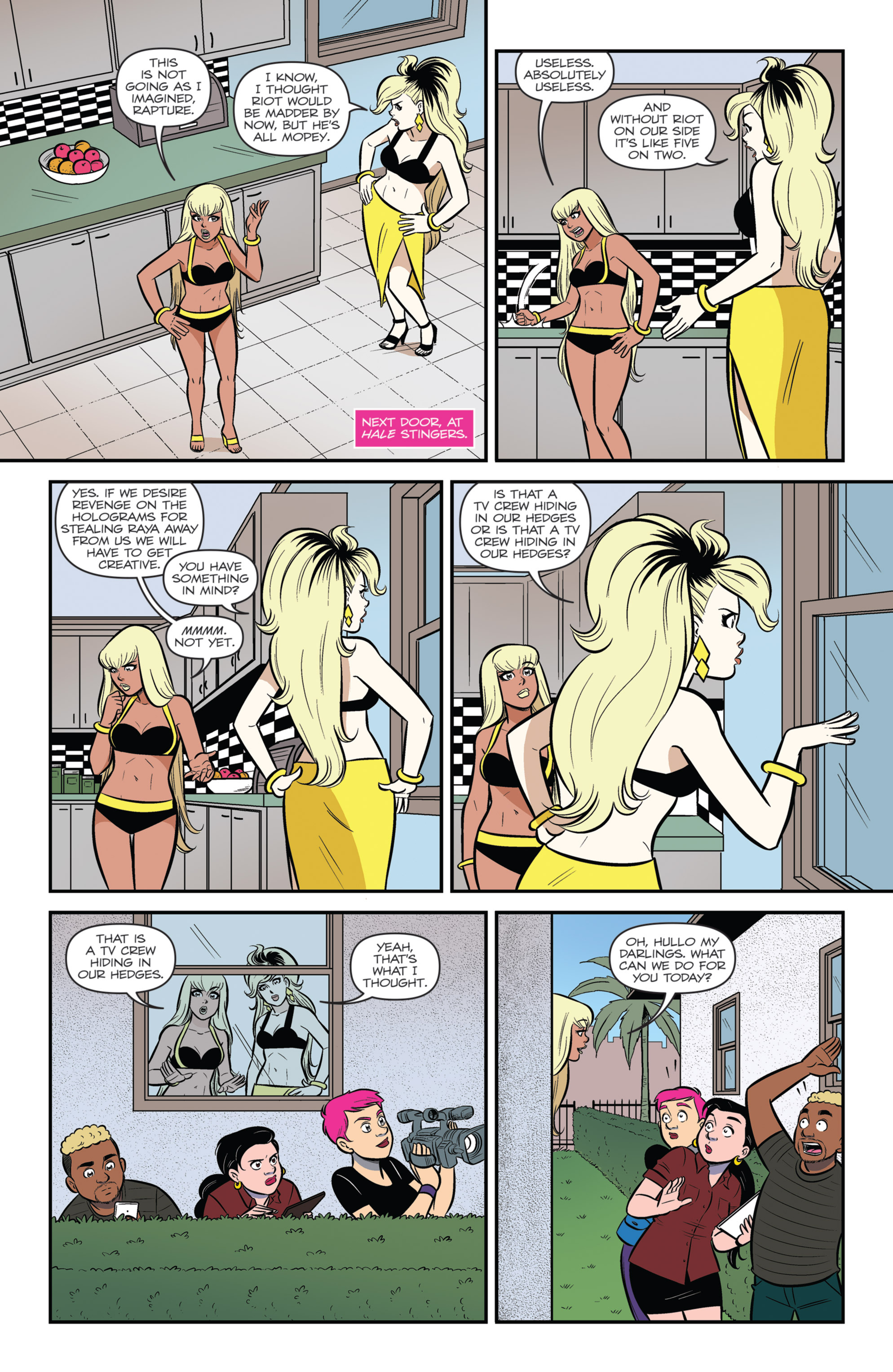 Jem and the Holograms (2015-): Chapter 24 - Page 17