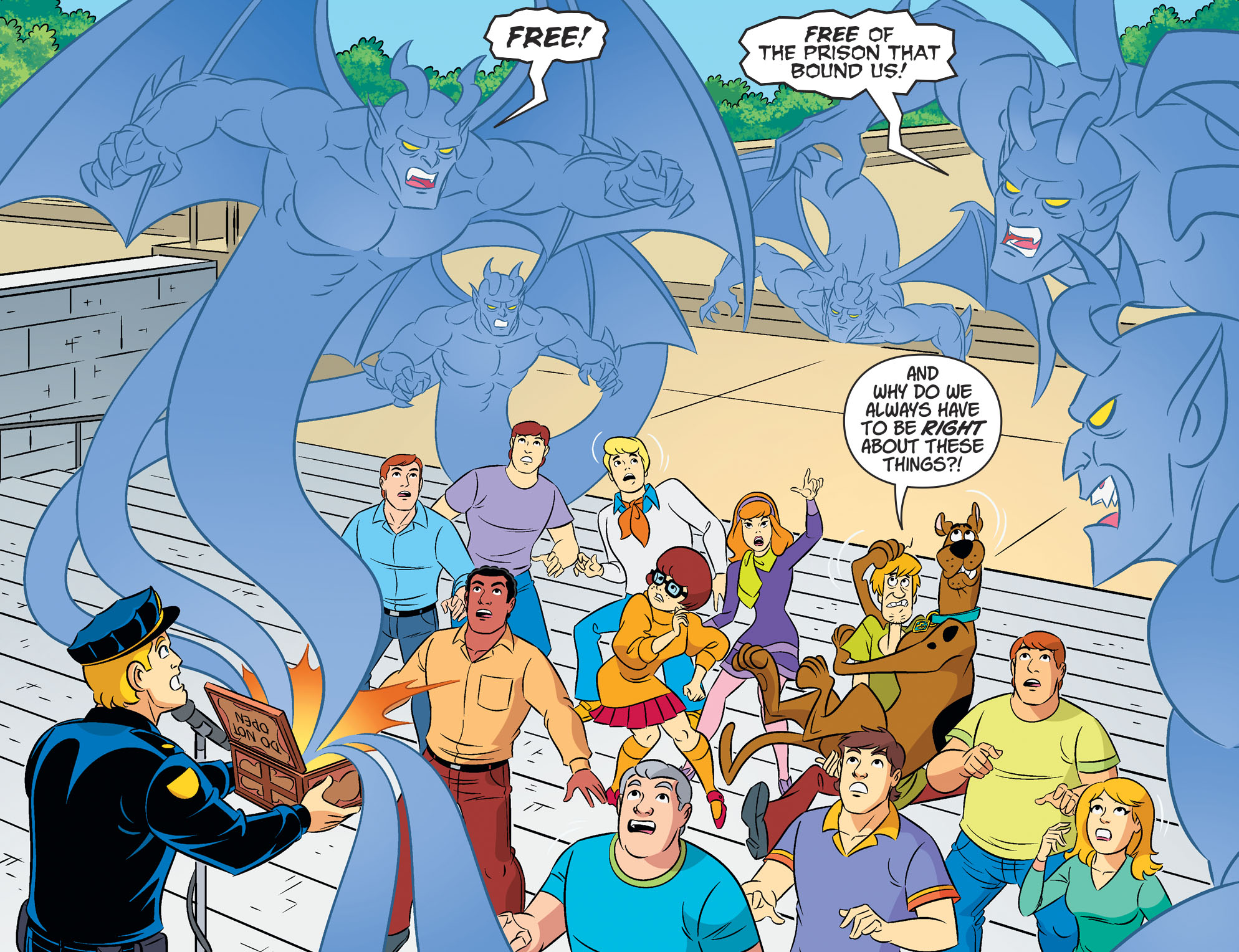 Scooby-Doo! Team-Up (2013): Chapter 77 - Page 5